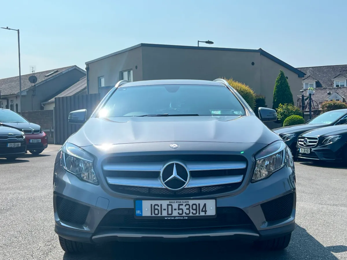 Mercedes-Benz GLA 200 D AMG AUTO *LOW KMS* - Image 2