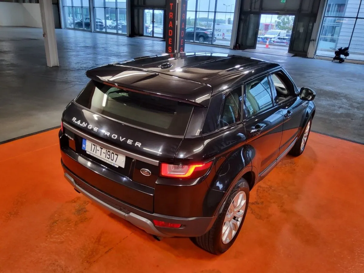 Land Rover Range Rover Evoque 2.0 TD4 SE Auto - Image 3