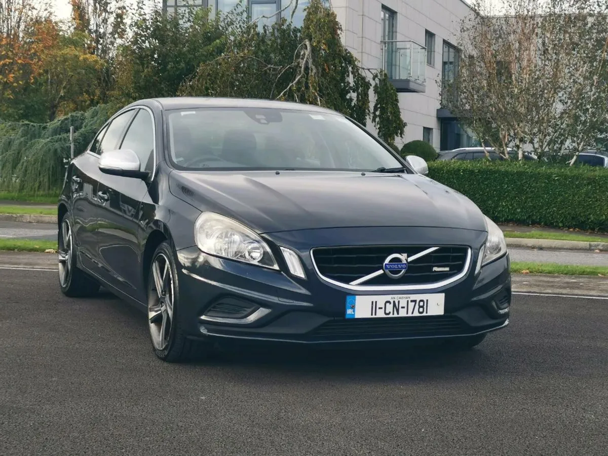 2011 Volvo V60 2.0D D3 R-Design - Image 2