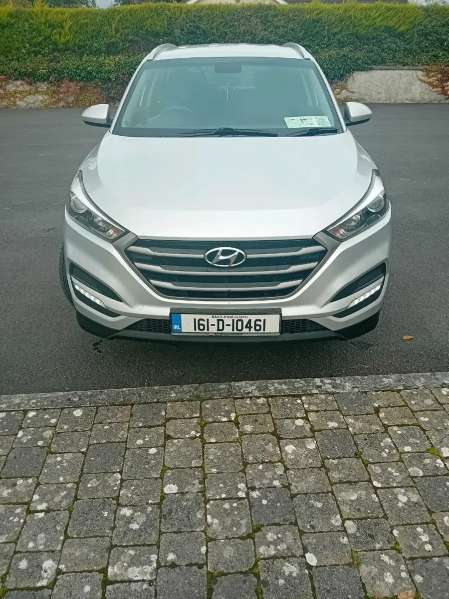 Hyundai tusan nctd and taxed READ ADD - Image 1
