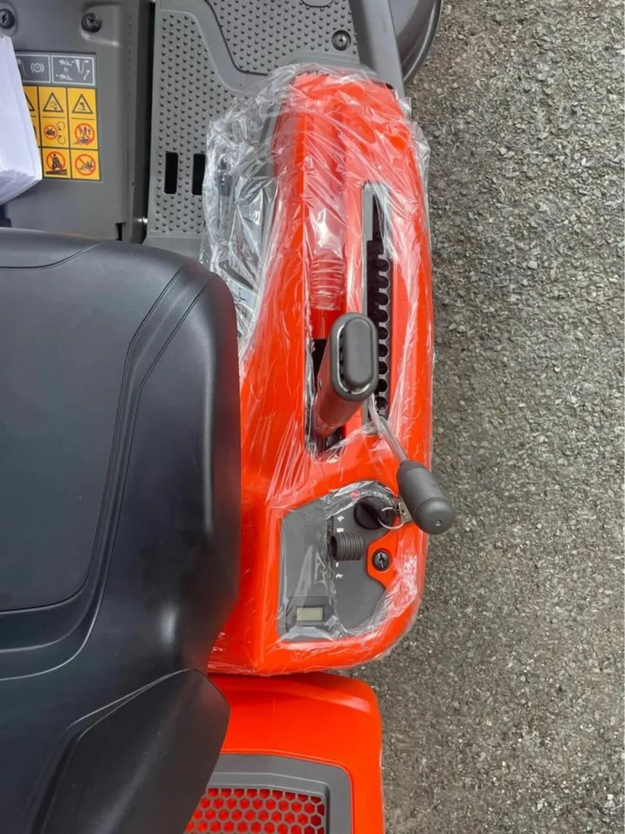 Husqvarna R214TC - Ride on mower Special offer - Image 1