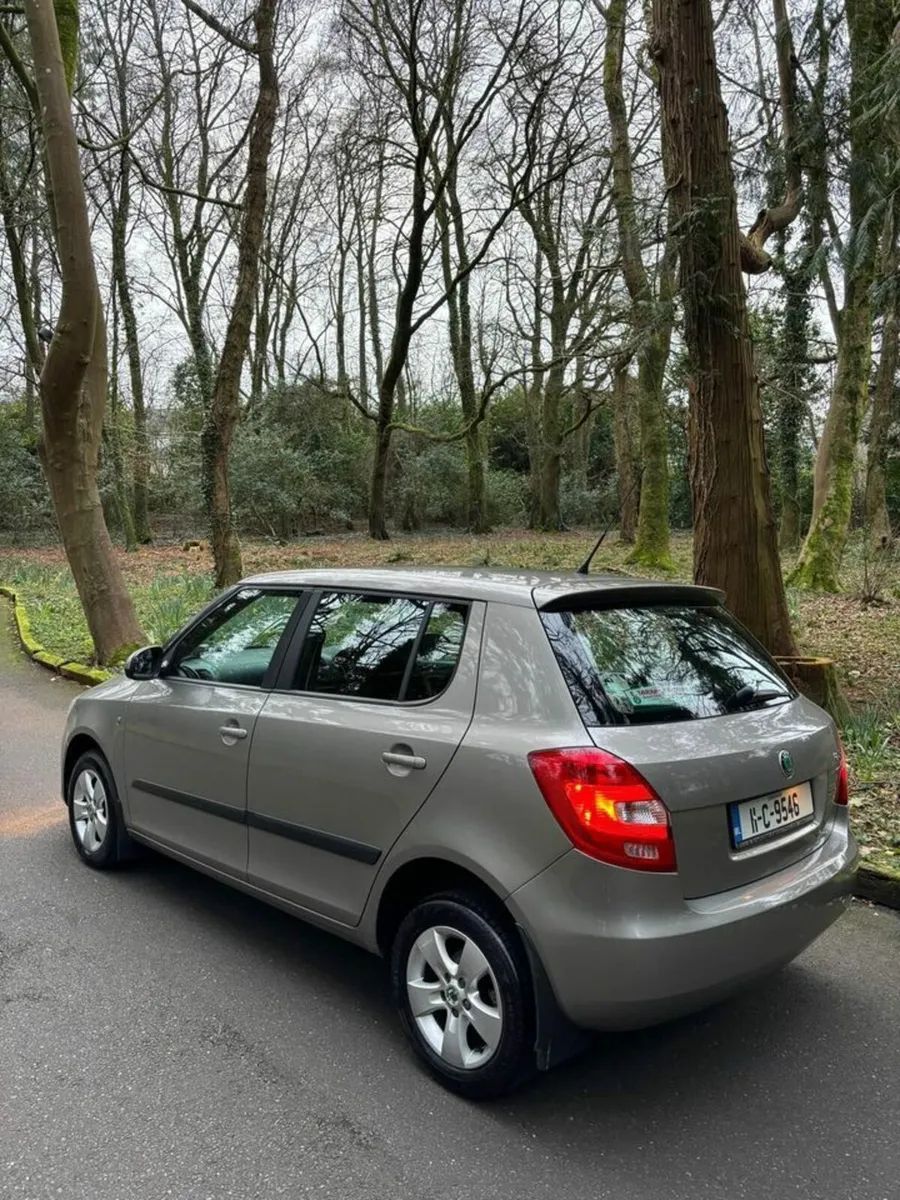 Skoda Fabia 2011 - Image 2