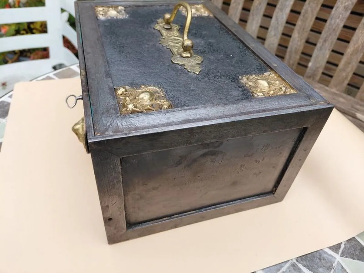 Antique safe - Image 3