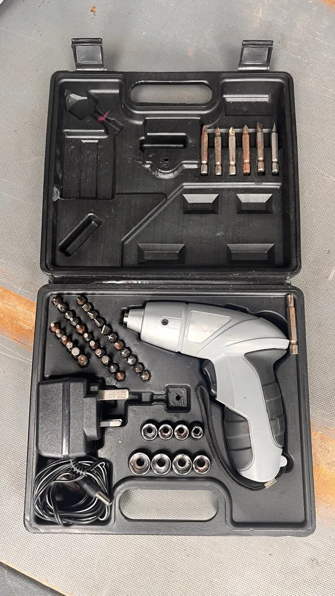 Rechargeable Screwdriver Set