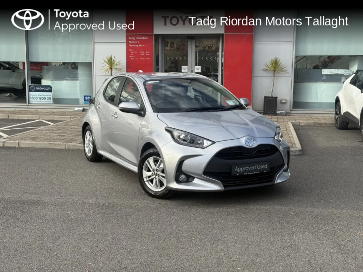 Toyota Yaris HYBRID 115 Luna - Image 1
