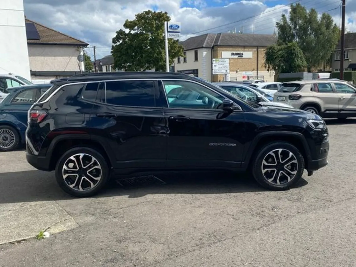 Jeep Compass 1.5 AT Mhev 130HP E-hybrid 5DR - Image 4