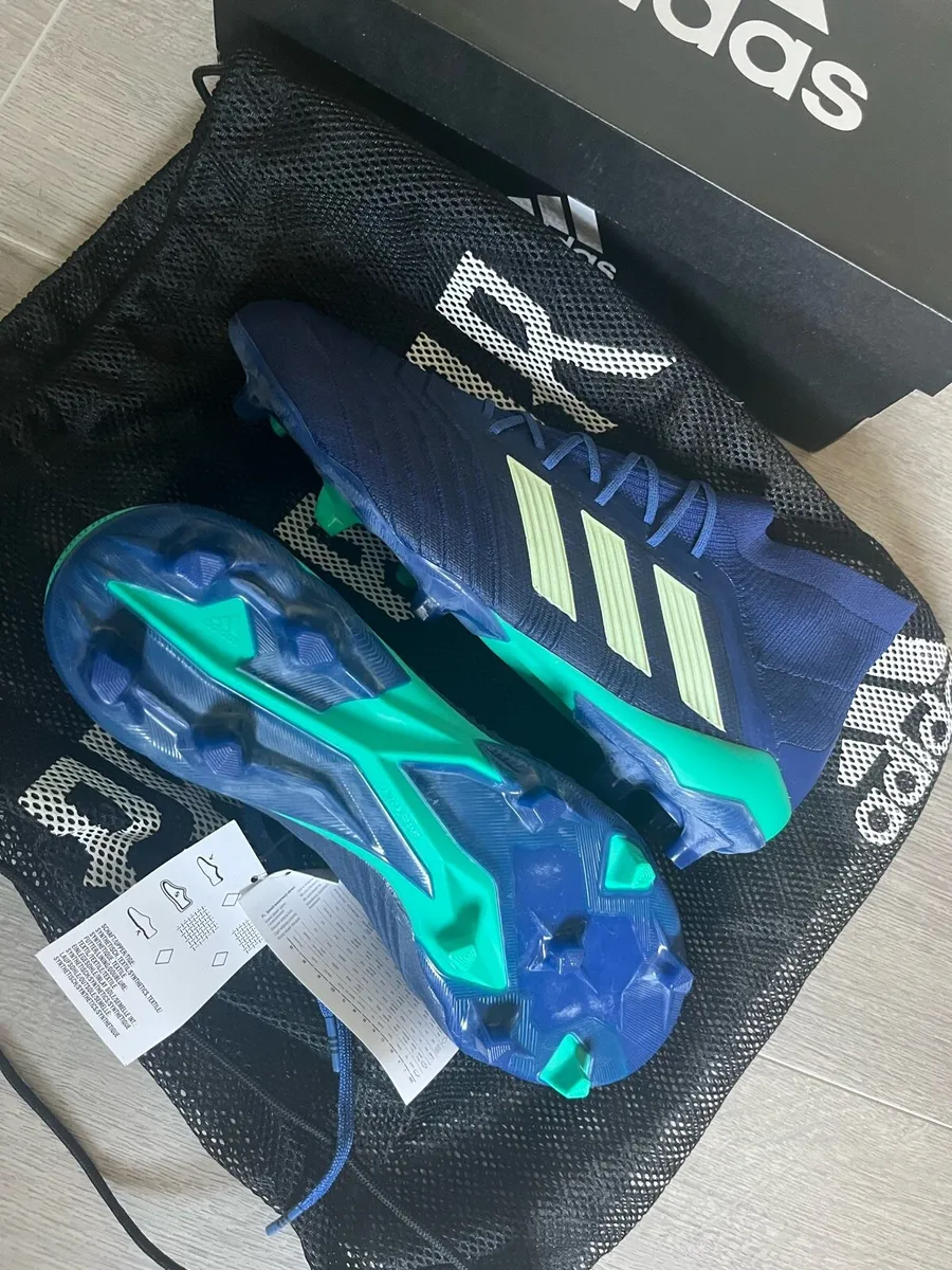 Football boots - Image 4