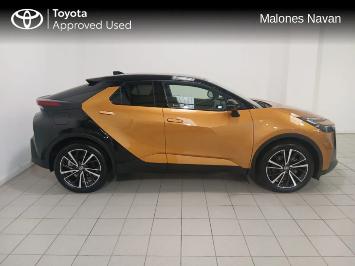Toyota C-HR C-HR PHEV PREMIERE EDITIO - Image 3