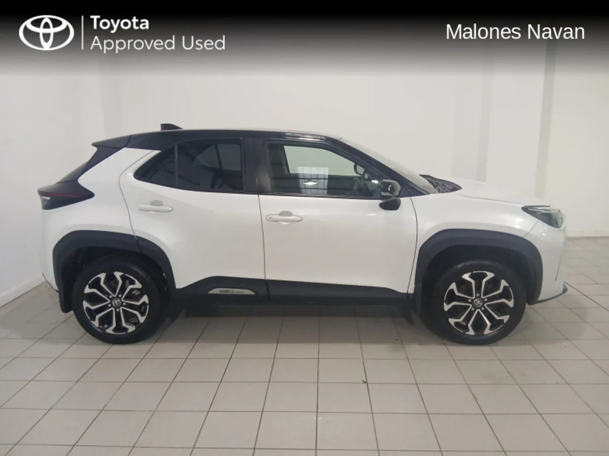 Toyota Yaris YARIS CROSS LUNA SPORT - Image 3