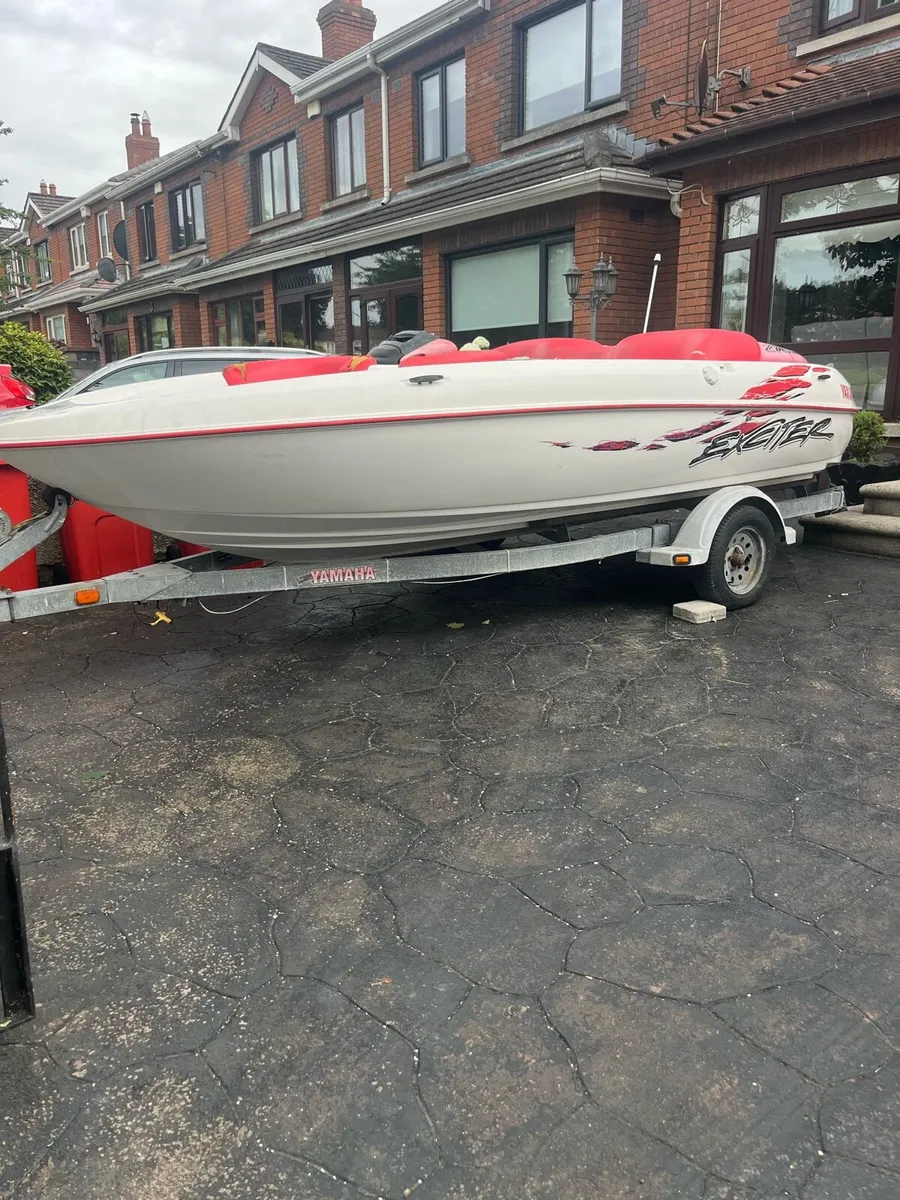 Yamaha speed boat - Image 1