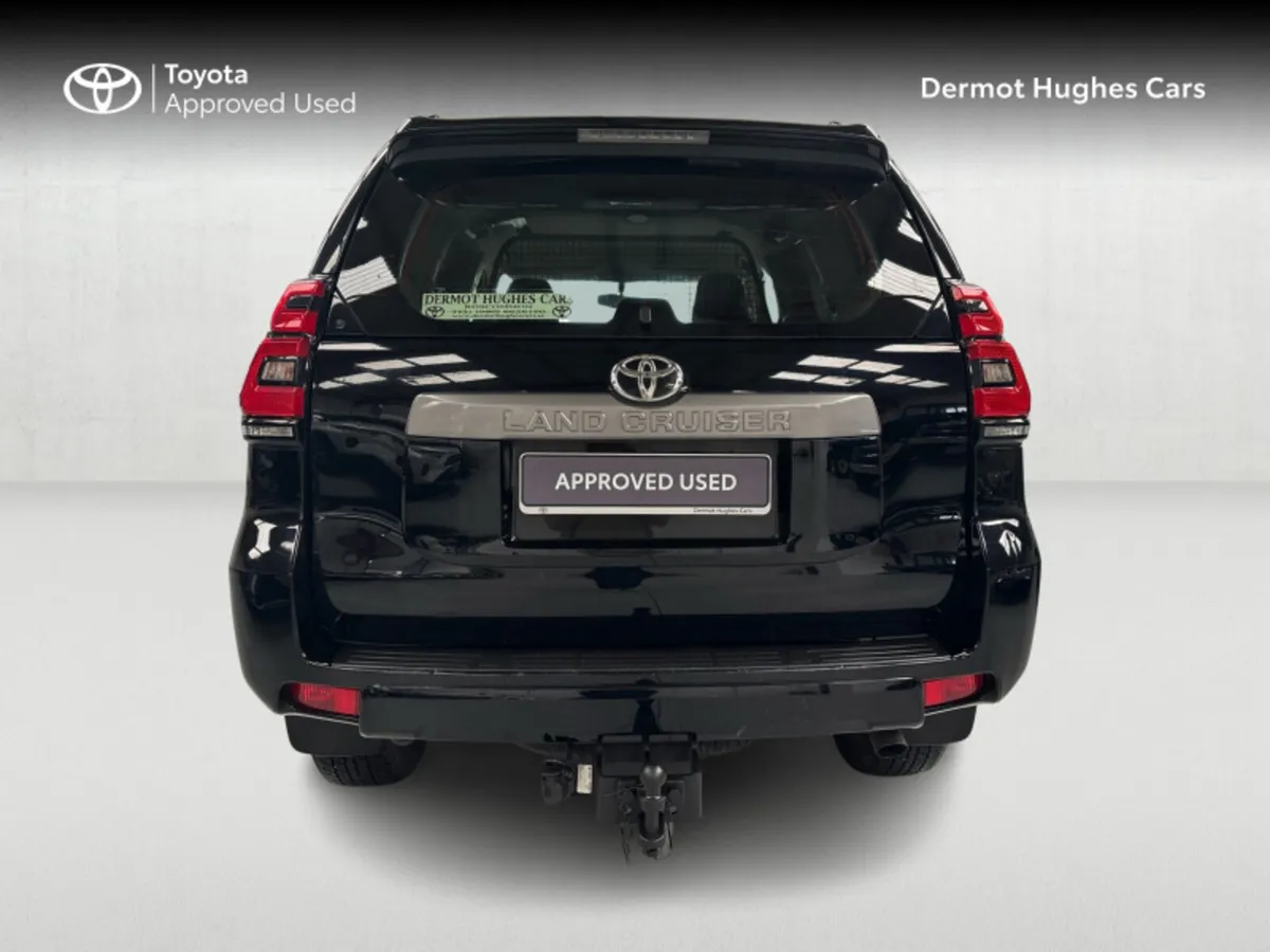 Toyota Land Cruiser LWB COMMERCIAL 4DR - Image 4