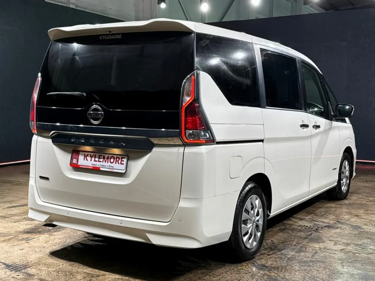 Nissan Serena 2.0 HYBRID - REVERSE CAMERA - CRUISE - Image 4