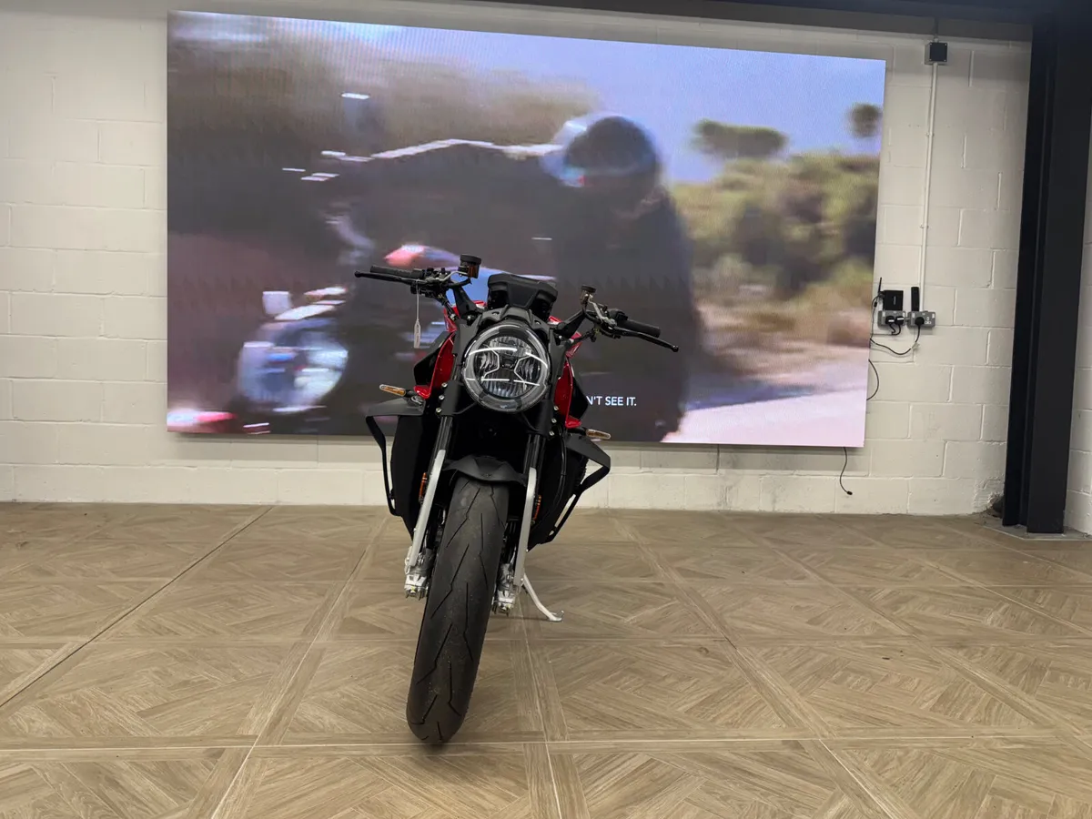 2025 MV Agusta Brutale 1000 RS - Image 4