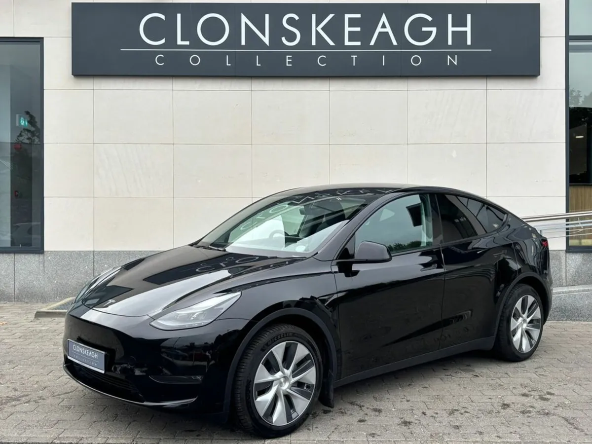 Tesla Model Y Long Range AWD - Image 3