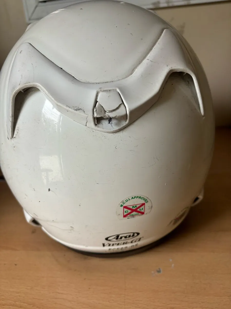 Arai helmet - Image 2