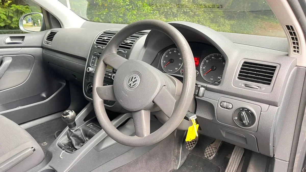 Golf 04 - Image 1