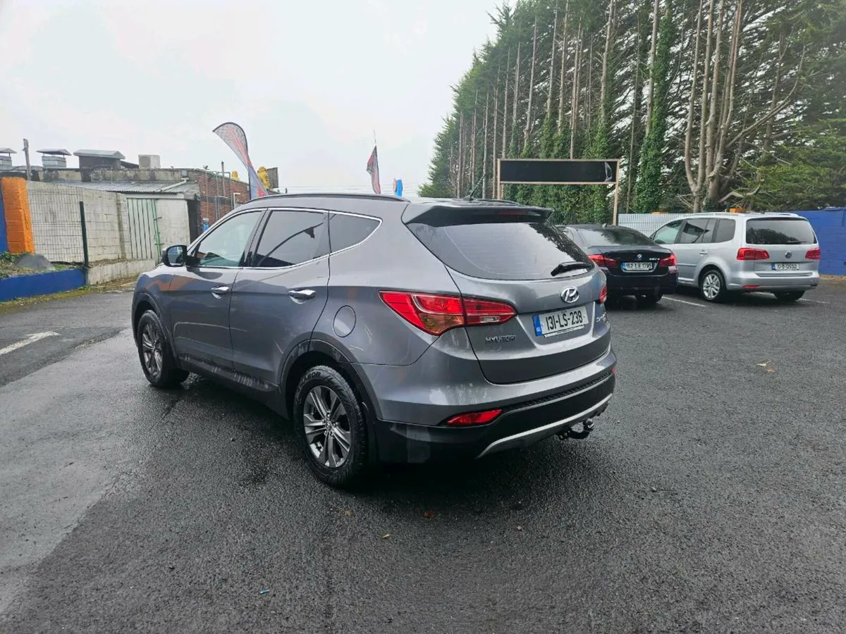 Hyundai santafe 7 seater - Image 3