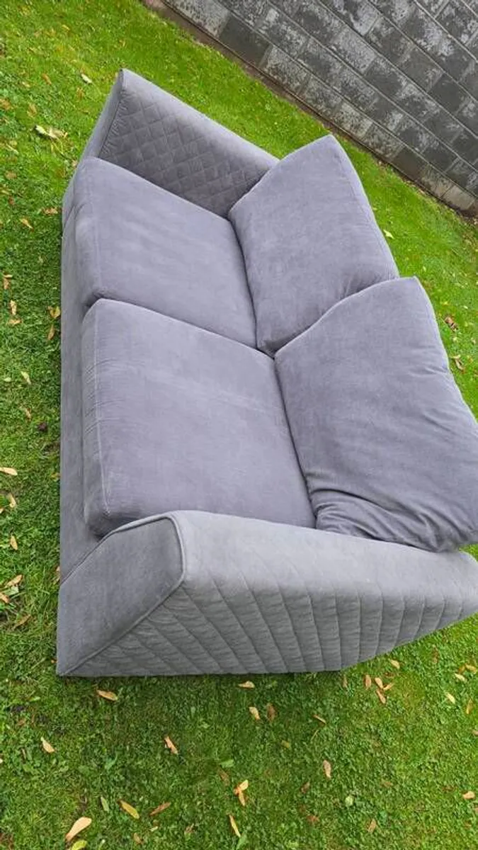 sofa - Image 1