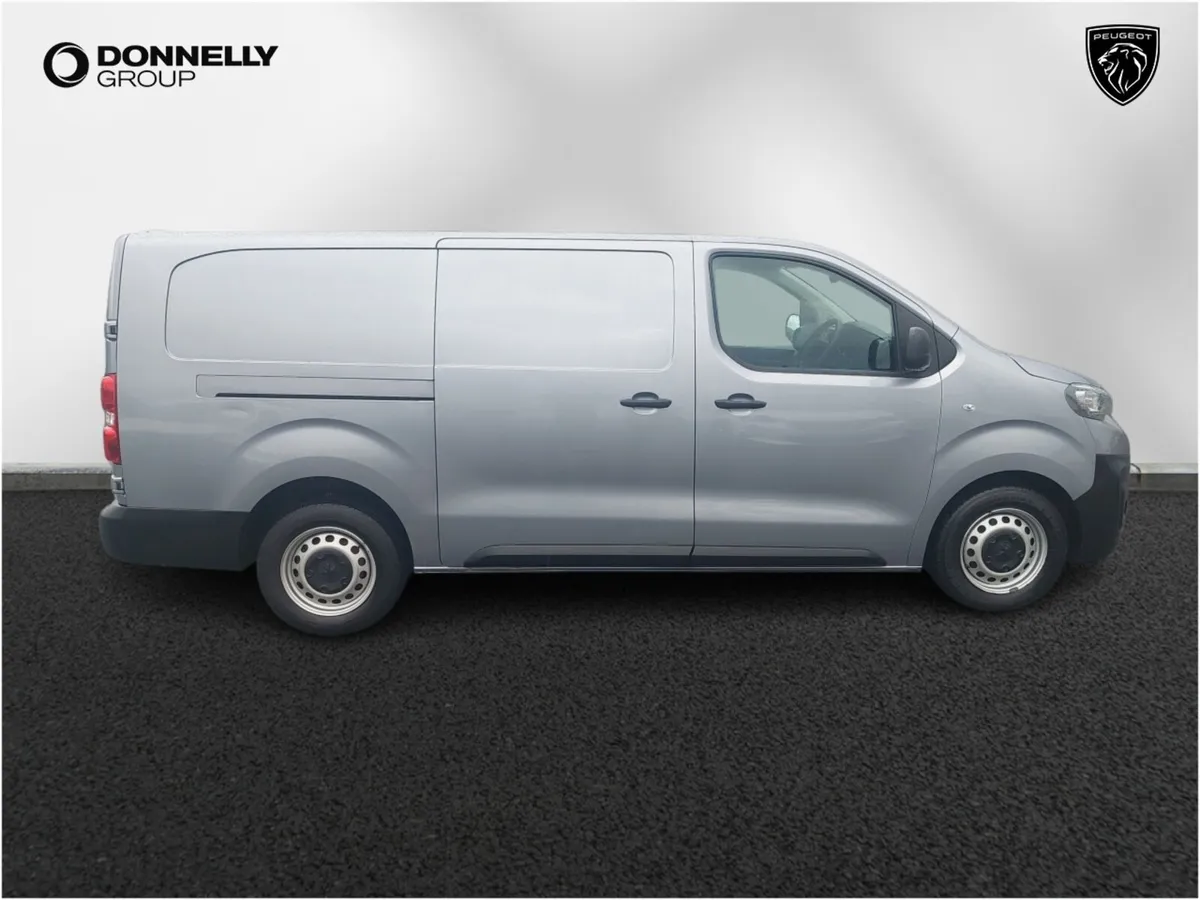 Peugeot Expert Long Diesel Professional Premium + - Image 3