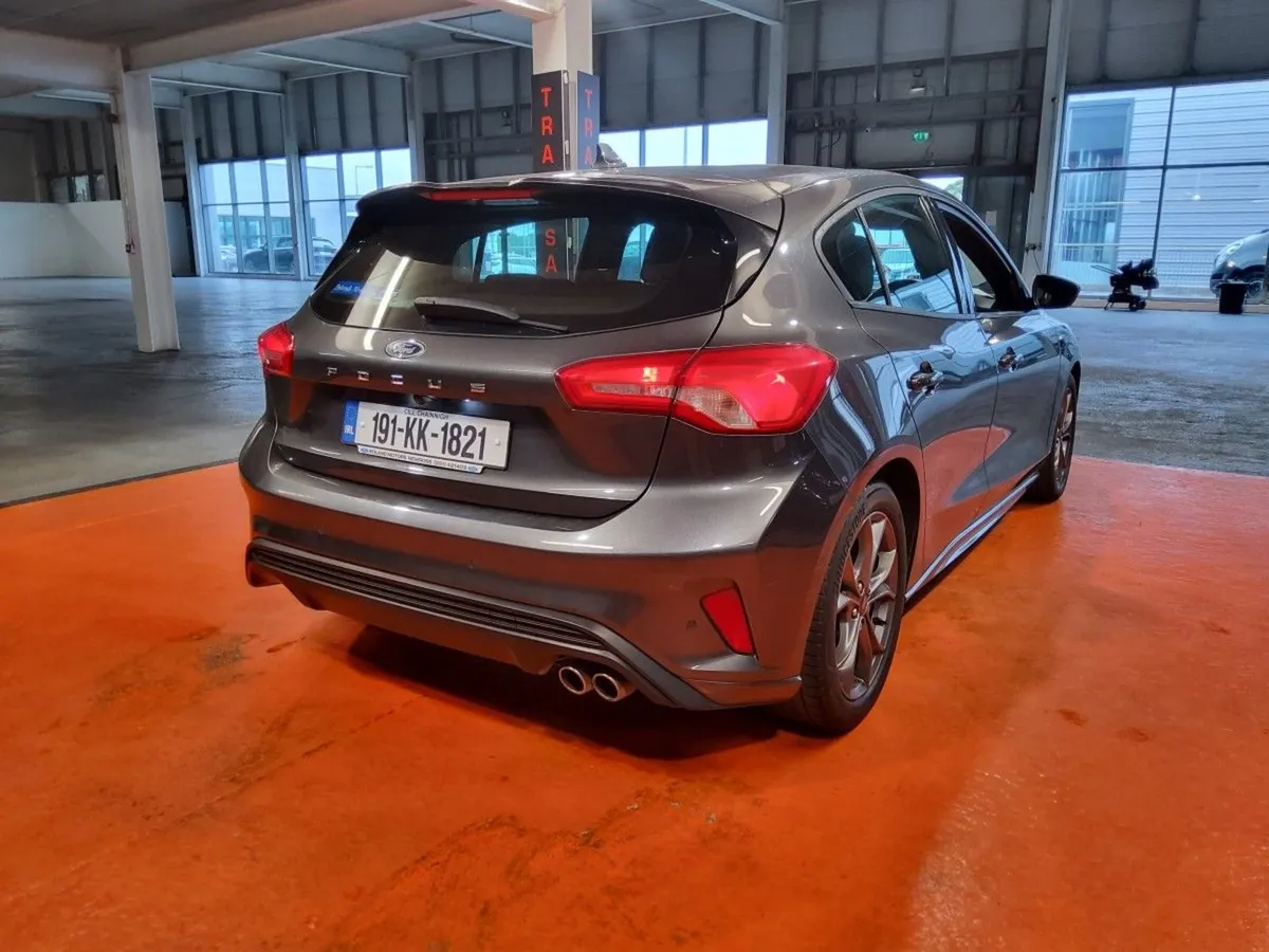 Ford Focus 1.5 Tdci 120PS St-line - Image 4
