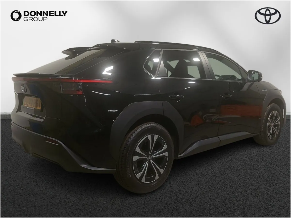 Toyota Bz4x Electric Hatchback Motion - Image 4