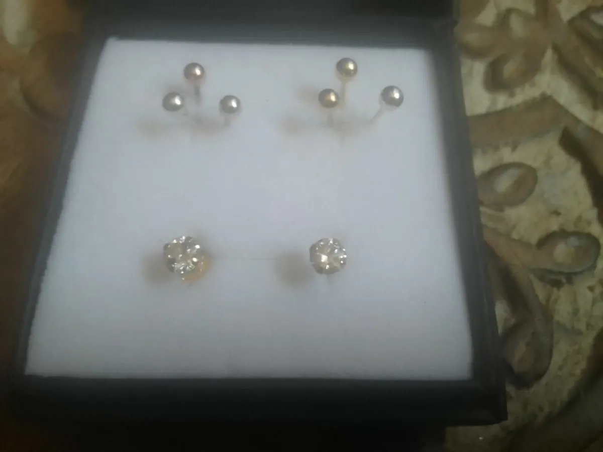 STERLING SILVER 4 SET SMALL STUD EARRINGS NEW - Image 1