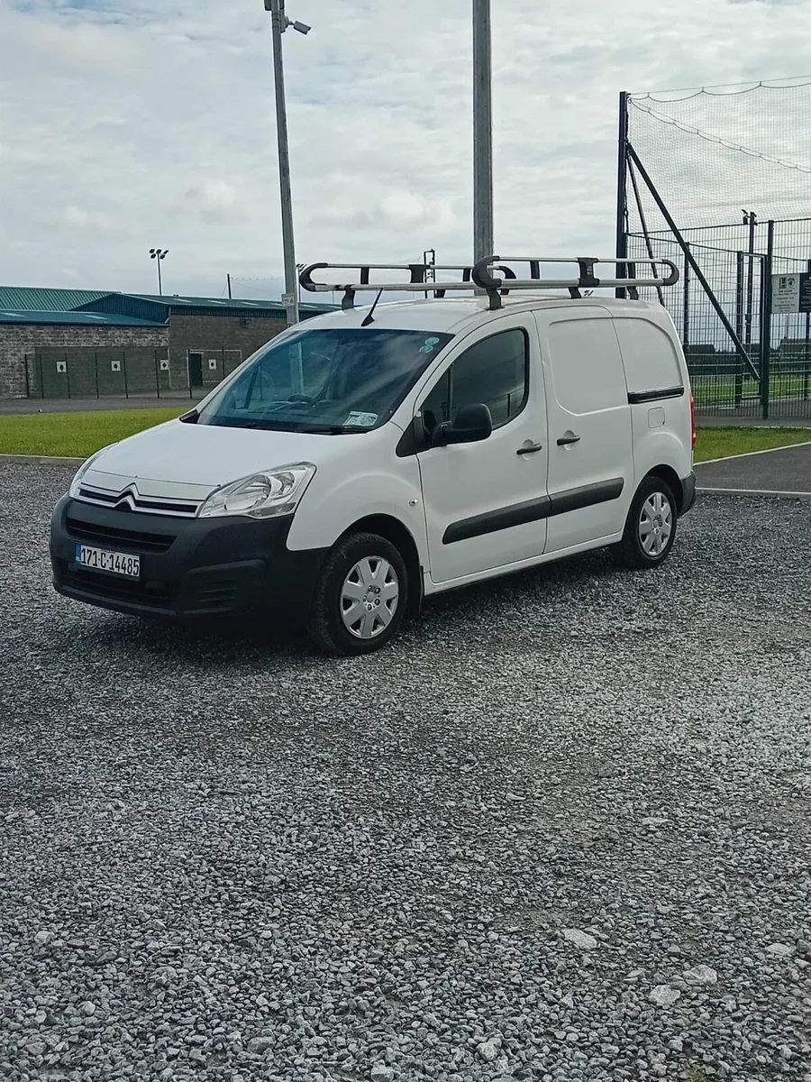 Van - Image 1