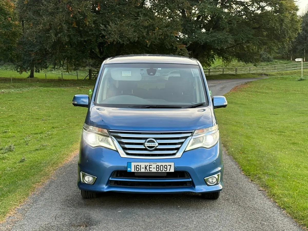 NISSAN SERENA 2.0 PETROL HYBRID AUTOMATIC 73 000KM - Image 2