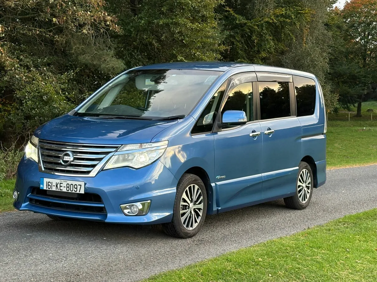 NISSAN SERENA 2.0 PETROL HYBRID AUTOMATIC 73 000KM - Image 3