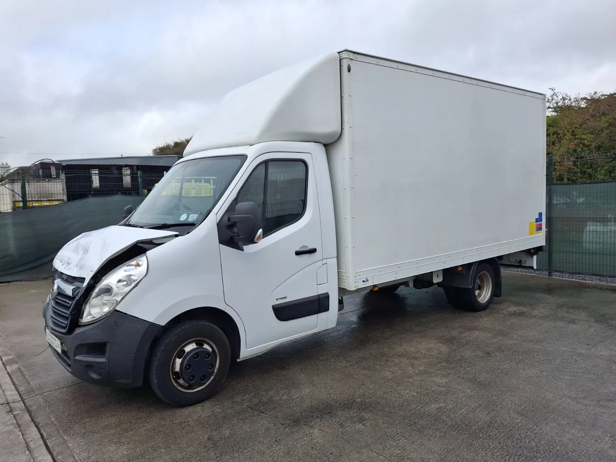 2019 Opel Movano 3.5 Ton with tail lift - Image 1