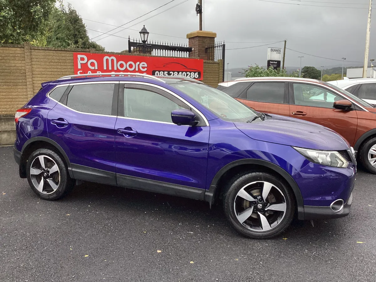 Nissan Qashqai ** CAMERA * SAT NAV - Image 3