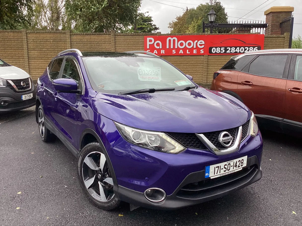 Nissan Qashqai ** CAMERA * SAT NAV - Image 1