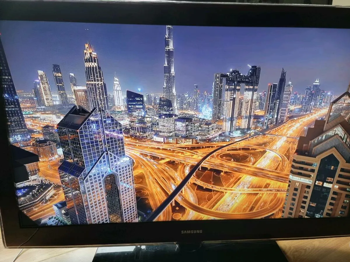 Samsung HDR TV - Image 2