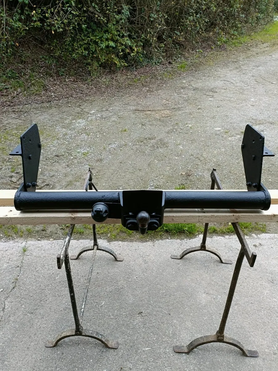 TOWBAR - Image 1