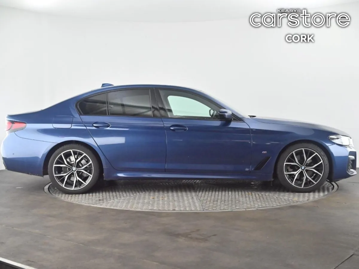 BMW 5 Series 520d M Sport (mht) - Image 2