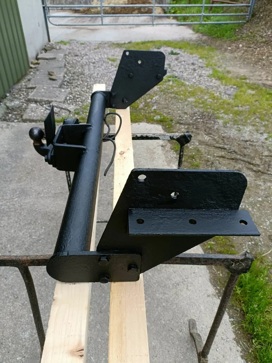 TOWBAR - Image 3