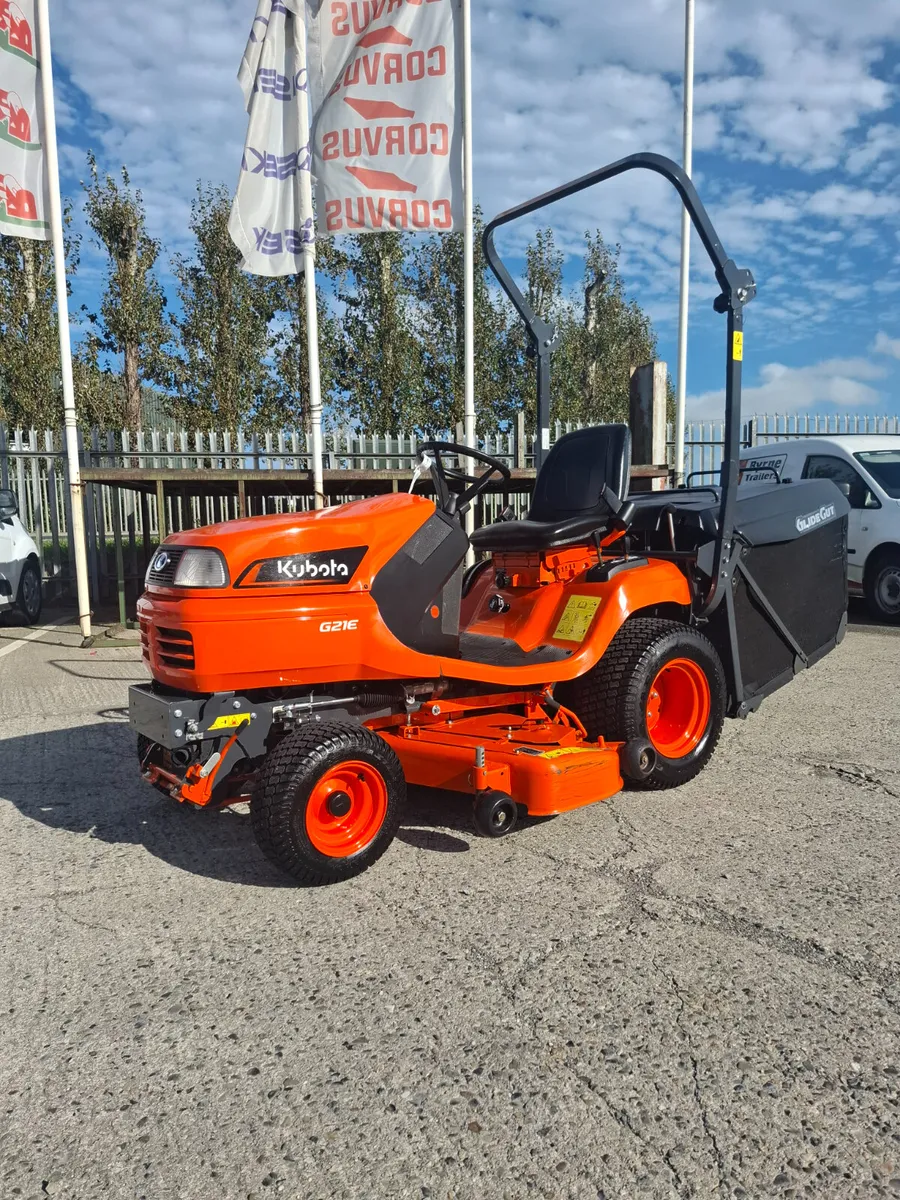 Kubota G21E Low Dump Mower - Image 1