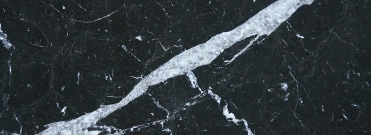 MARBLE (POLISHED BLACK)
