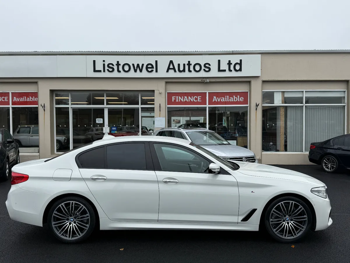 172 BMW 523D M-SPORT SALOON AUTOMATIC 190BHP - Image 1