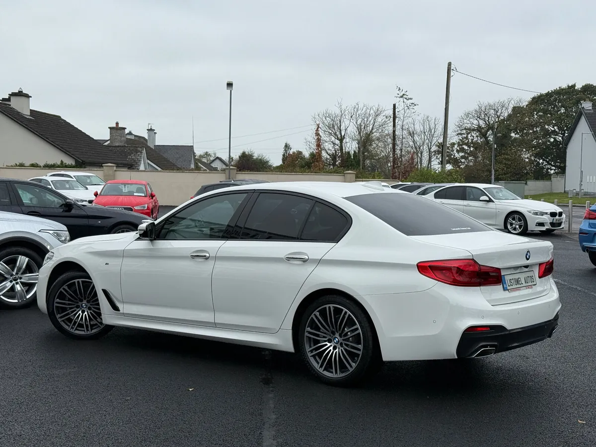 172 BMW 523D M-SPORT SALOON AUTOMATIC 190BHP - Image 3