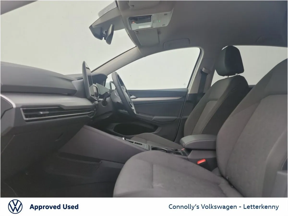 Volkswagen Golf Golf Edition 75 1.5 Mhev 116HP - Image 4
