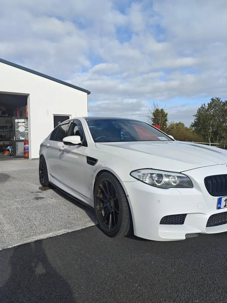 BMW F10 m5 - Image 4