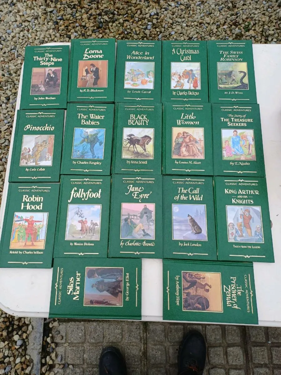 Fabbri Hardback 1990s Adventure Books - Image 2