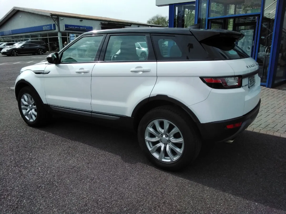 Land Rover Range Rover Evoque Evoque TD4 SE MY19 5 - Image 4