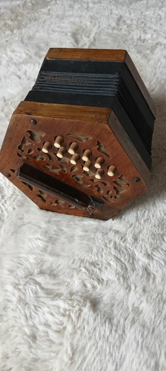 Old Concertina  - For Repair / Parts or Decoration - Image 1