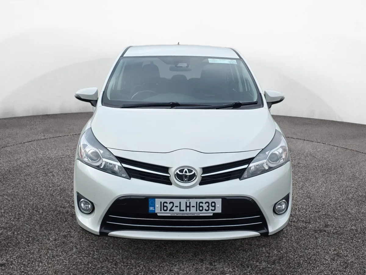 Toyota Verso 2016 Manual - Image 2