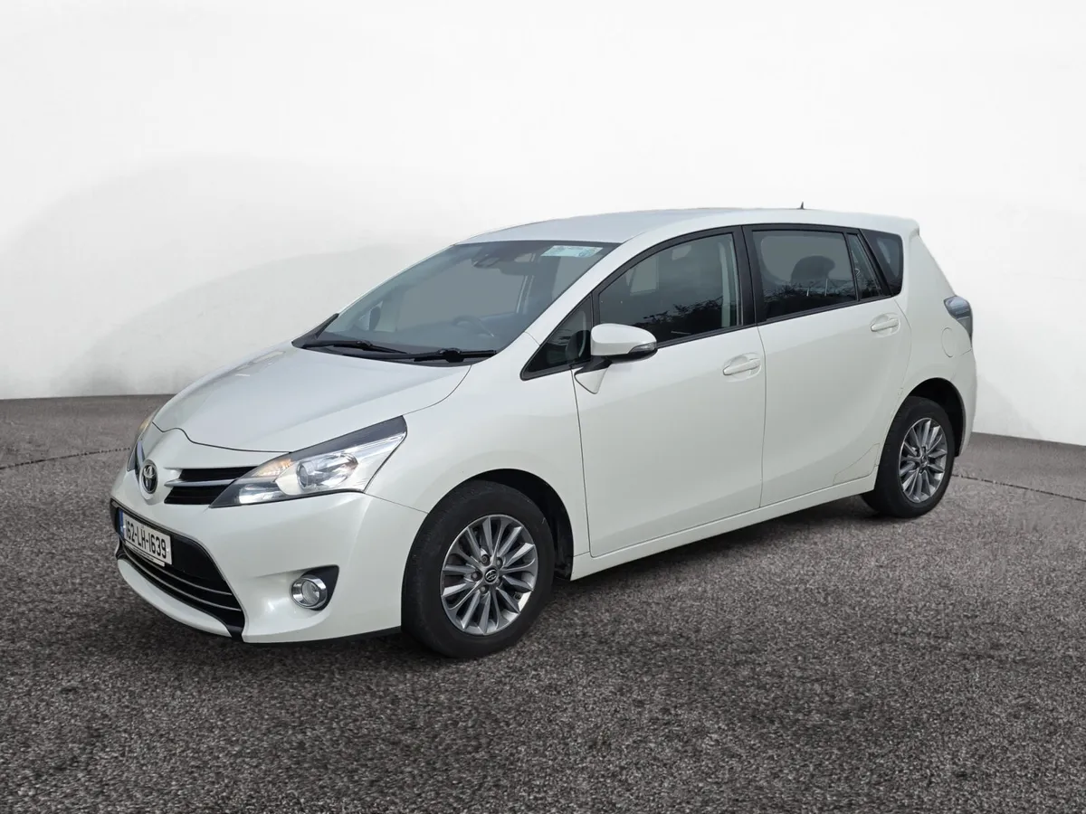 Toyota Verso 2016 Manual - Image 3