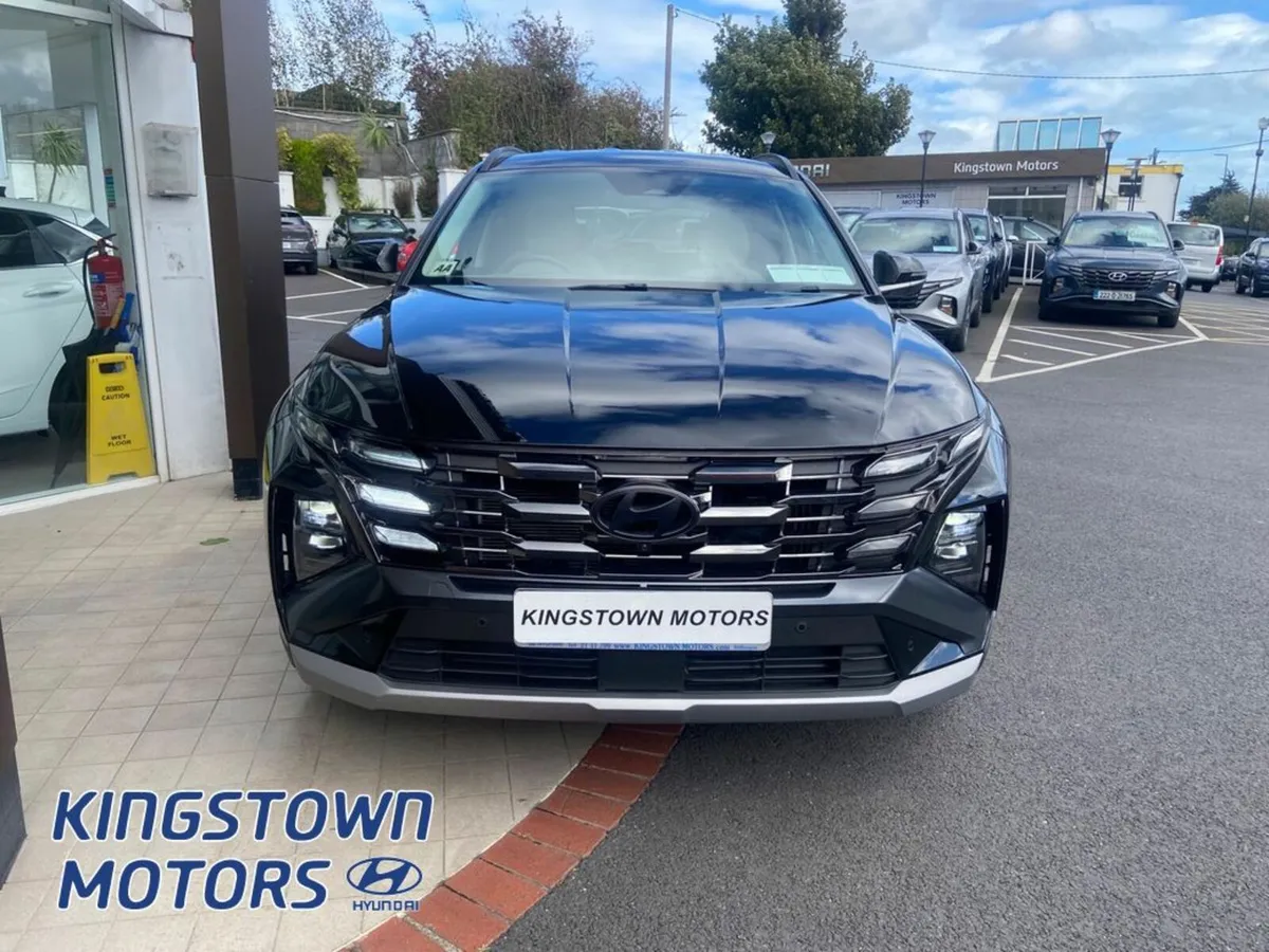 Hyundai Tucson Executive Plus PHEV 4WD - Image 2