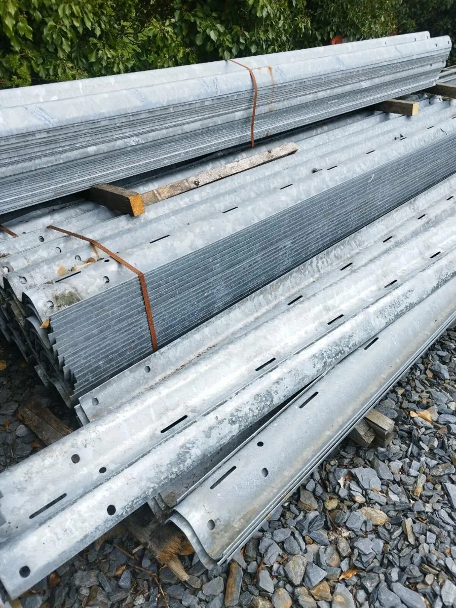 Crash barrier - Image 2