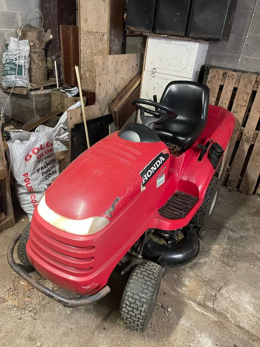 Honda 2417 Ride on Mower - Image 2